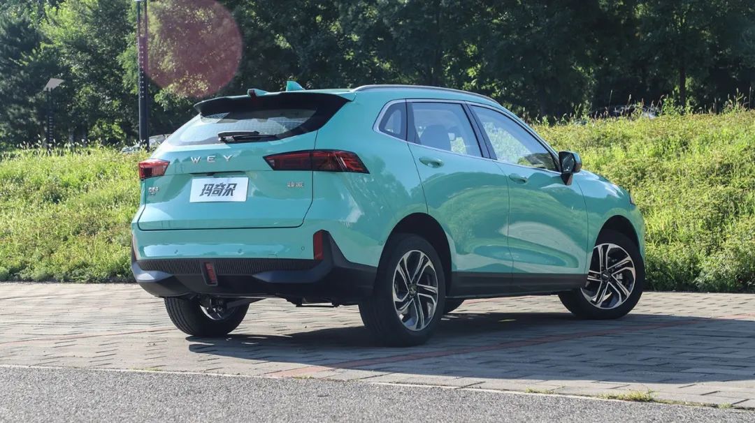 3毛钱一公里，高颜值国产SUV空间、配置、动力惊喜满满，比亚迪DM-i最怕它！-6