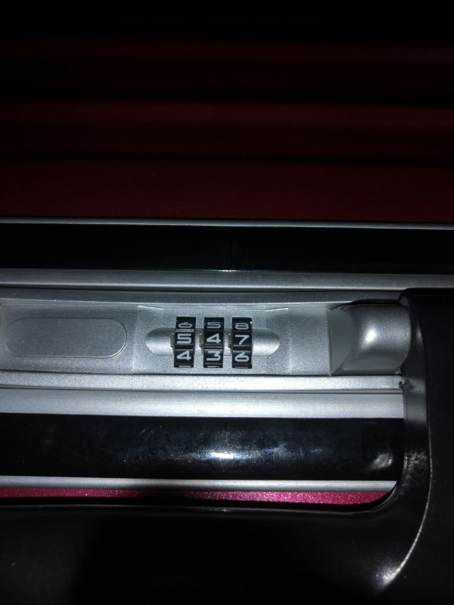 密码箱忘记密码怎么开锁（快速打开详细教程）-3