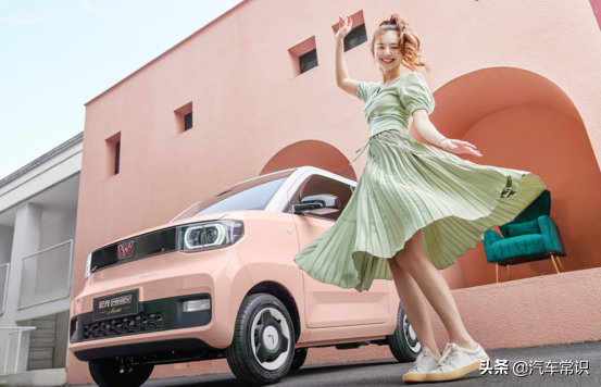 女人开什么车好看又实用（适合女生的几款迷你电动汽车）-2