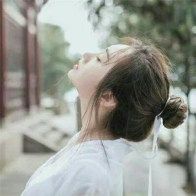 30一40岁女人微信头像（简简单单画面好唯美）-17