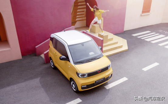 女人开什么车好看又实用（适合女生的几款迷你电动汽车）-1