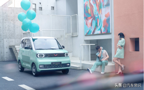 女人开什么车好看又实用（适合女生的几款迷你电动汽车）-7